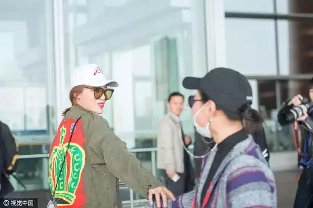 如果时光倒流你还会选择认识她吗,如果时光倒退你还会爱他吗