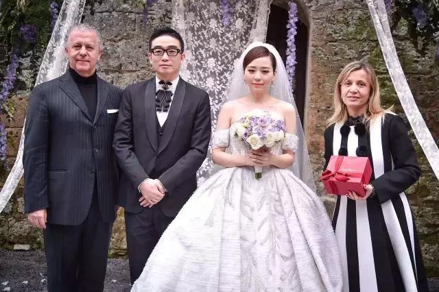 如果时光倒流你还会选择认识她吗,如果时光倒退你还会爱他吗