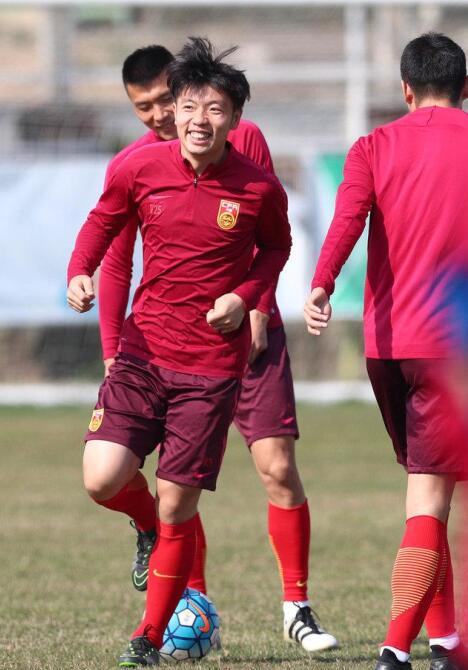 国足铜墙铁壁力保球门,国足强攻伊拉克