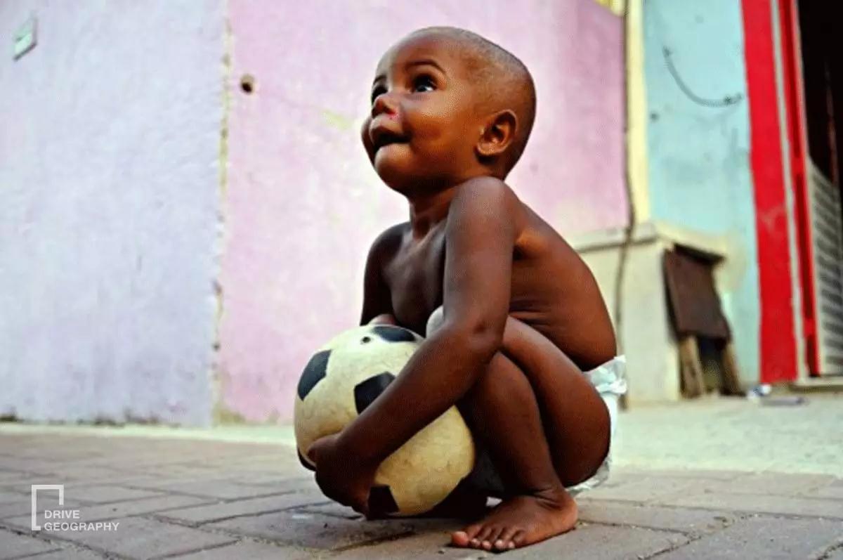 被国足抢头条了，巴西宝宝不开森了