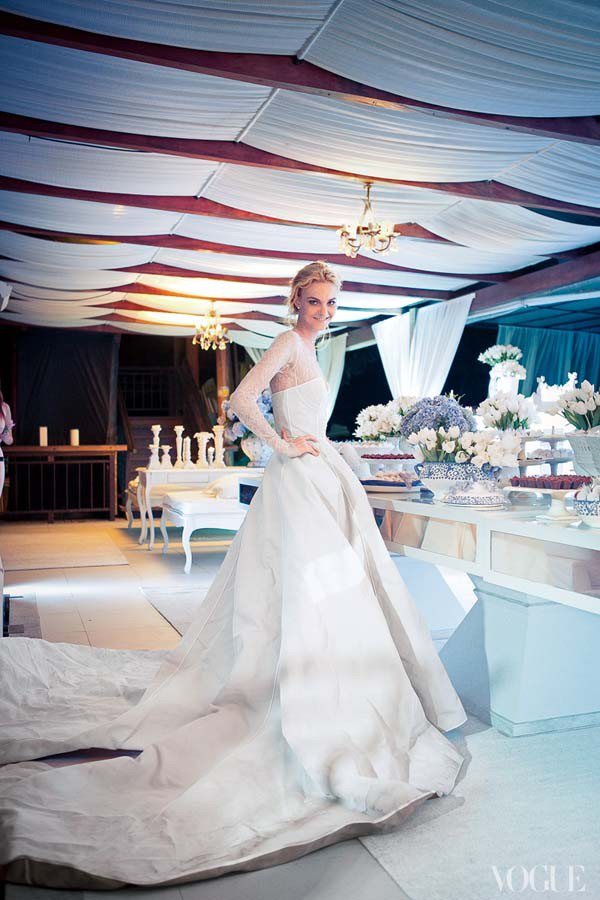 超模carolinetrentini骑马照片,carolinetrentini超模