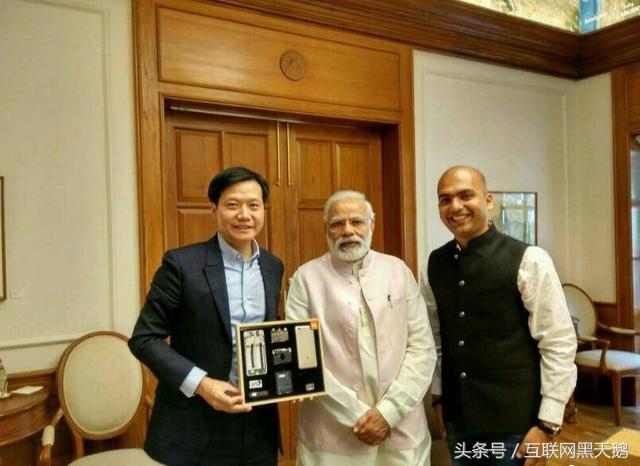 雷军说小米要进入高端市场,雷军表示小米推动全球手机普及