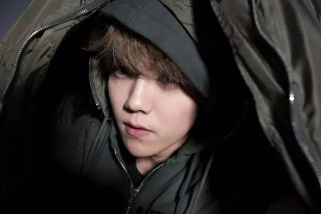 鹿晗真正的素颜照,鹿晗现在素颜照