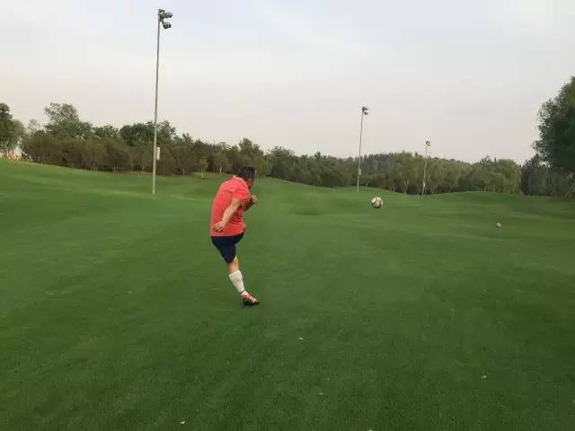 高尔夫足球赛事有哪些,中国足球高尔夫球