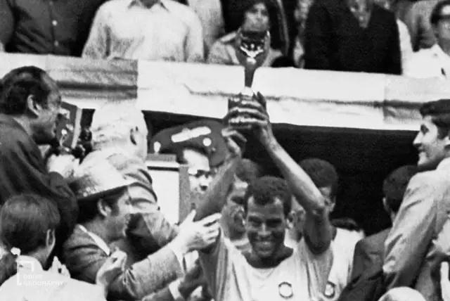 被国足抢头条了，巴西宝宝不开森了