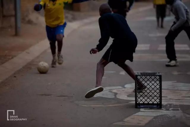 被国足抢头条了，巴西宝宝不开森了