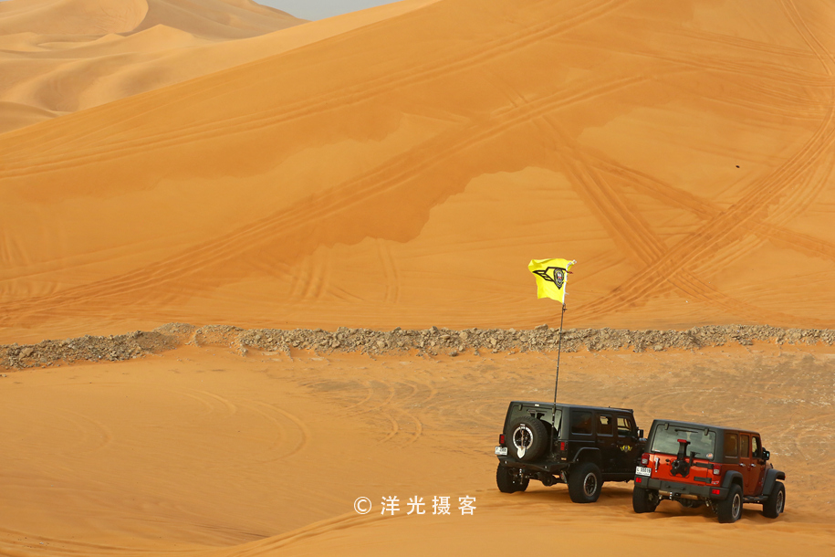 在迪拜体验阿拉伯服装,迪拜体验沙漠越野需要多少钱