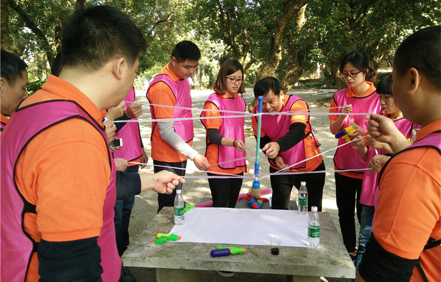 奔跑吧德诚——江岳拓展牵手德诚物业打造快乐工作新理念！