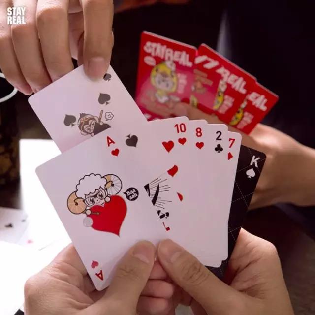 成军20年的*月天五**写满了我们青春，但他们做的潮牌真的丑爆了