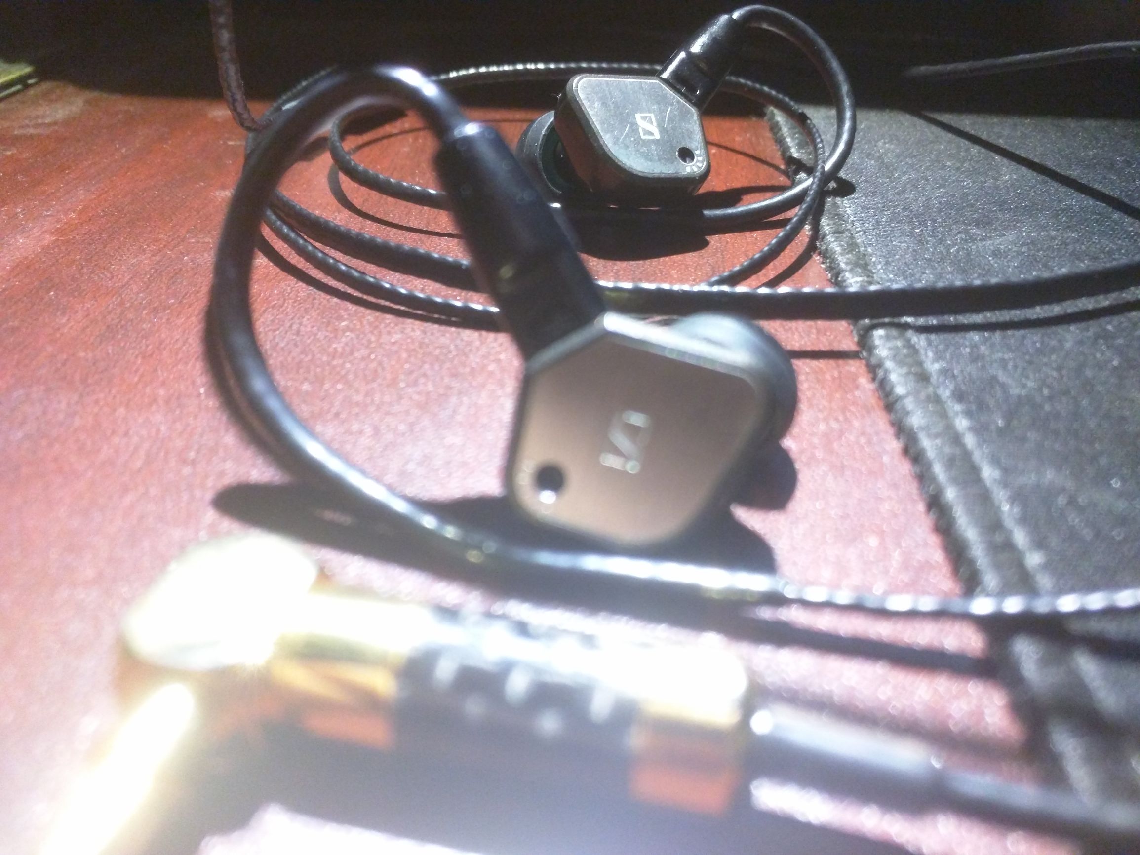 复刻版ie800怎么样 (真假ie80音质差别)