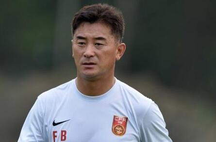 恒大国脚黄博文,中国足球球员黄博文