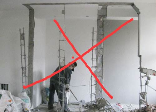 装修师傅误拆800万精装房,装修师傅装修时破坏屋顶承重