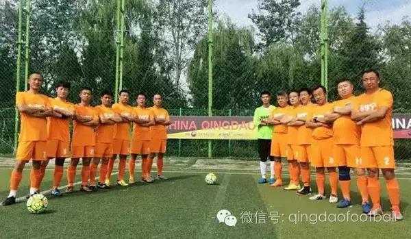 可汗解说足球,克韩简介