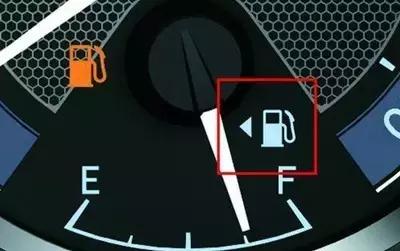 汽车在路上没油了怎么办,汽车快没油了会出现怎样的图案