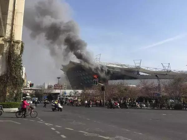 上海虹口体育场火灾,上海虹口体育馆火灾