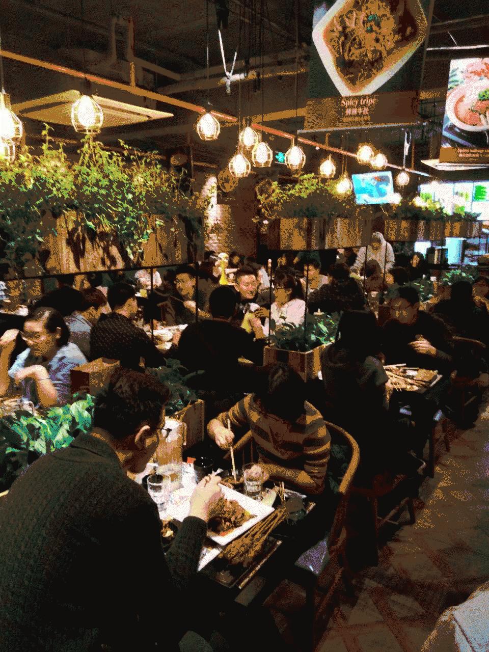 男朋友清晨出去玩,男朋友深夜出门能干什么