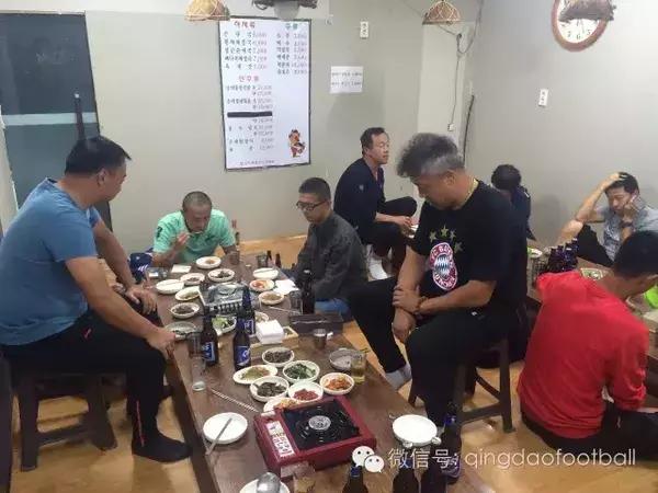 可汗解说足球,克韩简介