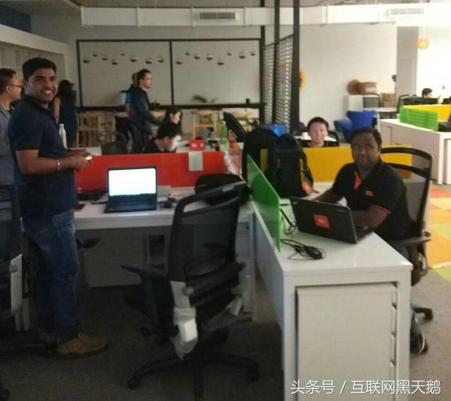 雷军说小米要进入高端市场,雷军表示小米推动全球手机普及