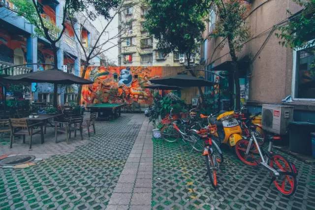 鎴愰兘钂告苯闈掑勾鏃呰垗,钂告苯鏃呰垗璞嗙摚