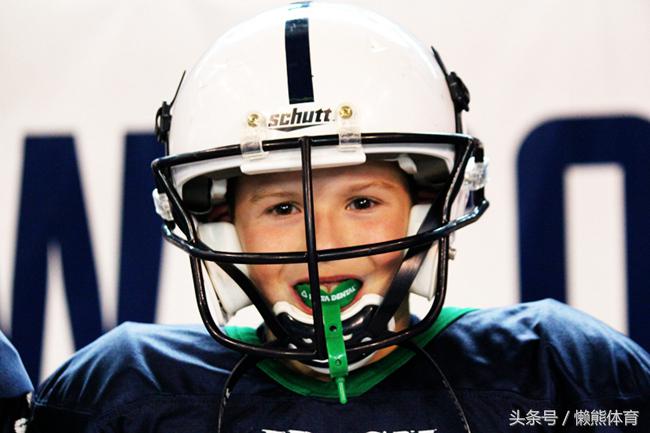 牙套的物种起源：库里叼着它可不止为了耍酷｜懒熊涨姿势