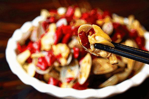 男朋友清晨出去玩,男朋友深夜出门能干什么