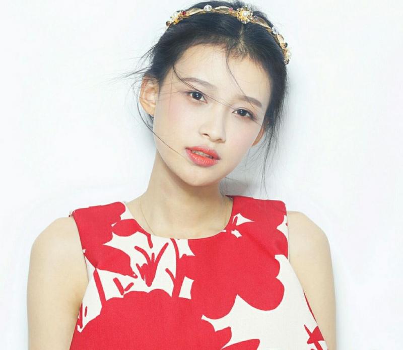 你和女神的差距只是一双化妆的手,你和女神之间只差一个妆面