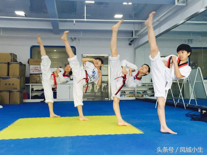 为什么跆拳道课程会引入体适能,为什么跆拳道现在都教搏击