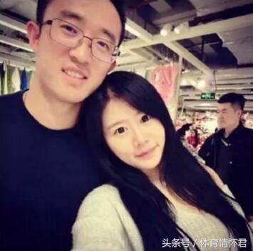 姜至鹏出轨引国外大肆报道，网友：国足低迷多年却靠这个走向世界