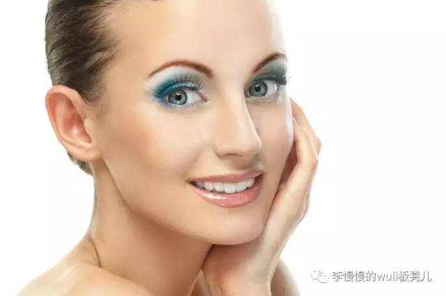 我是一棵白菜,推荐一些新手必备的平价彩妆