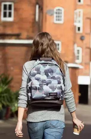 双肩包夏季穿搭,小众高级感双肩包防雨