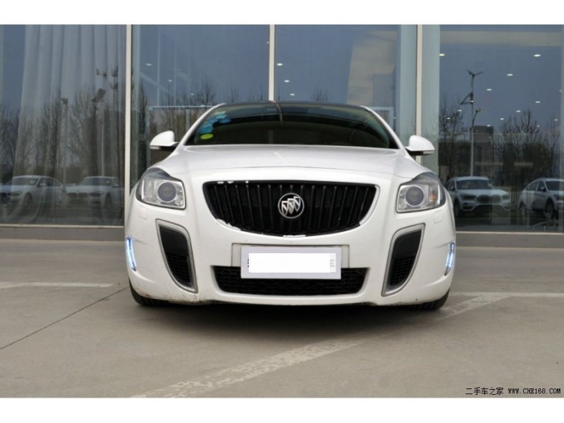 别克君威的运动版车型，220的马力输出现价12万