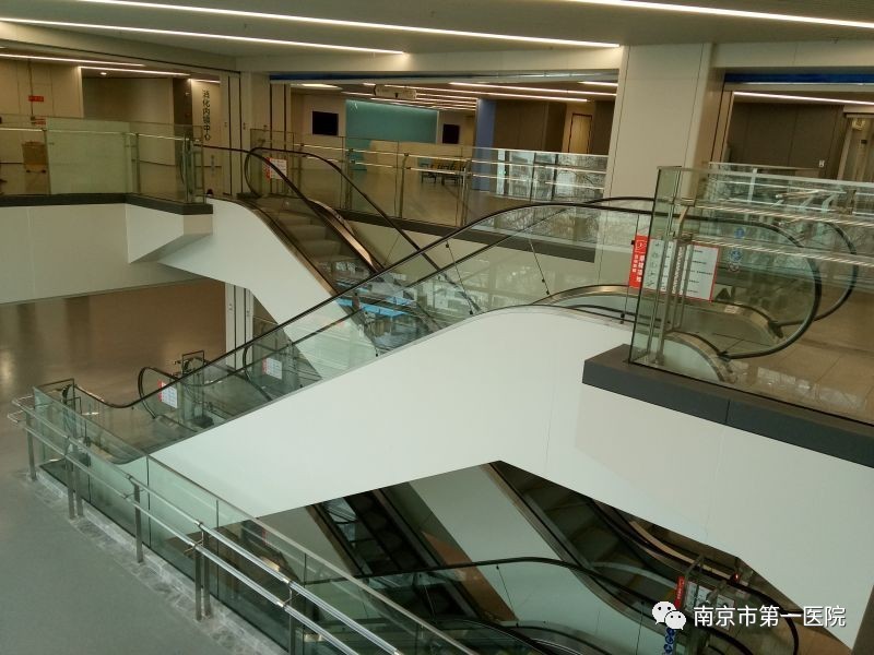 南京市第一医院搬到哪里去了,南京市第一医院门诊楼一直开吗