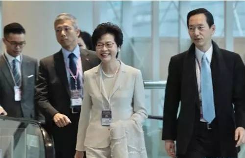 白天入室行窃，两男子被逮个正着/前鲁能球员宋黎辉任滨州首支职业足球队主教练……新闻来了！