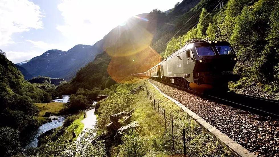 挪威夏日岛旅游攻略,挪威夏天攻略