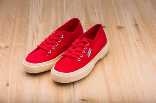 2020年最火的鞋nike和vans,超小众鞋子vans