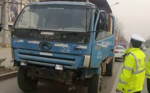 白天入室行窃，两男子被逮个正着/前鲁能球员宋黎辉任滨州首支职业足球队主教练……新闻来了！