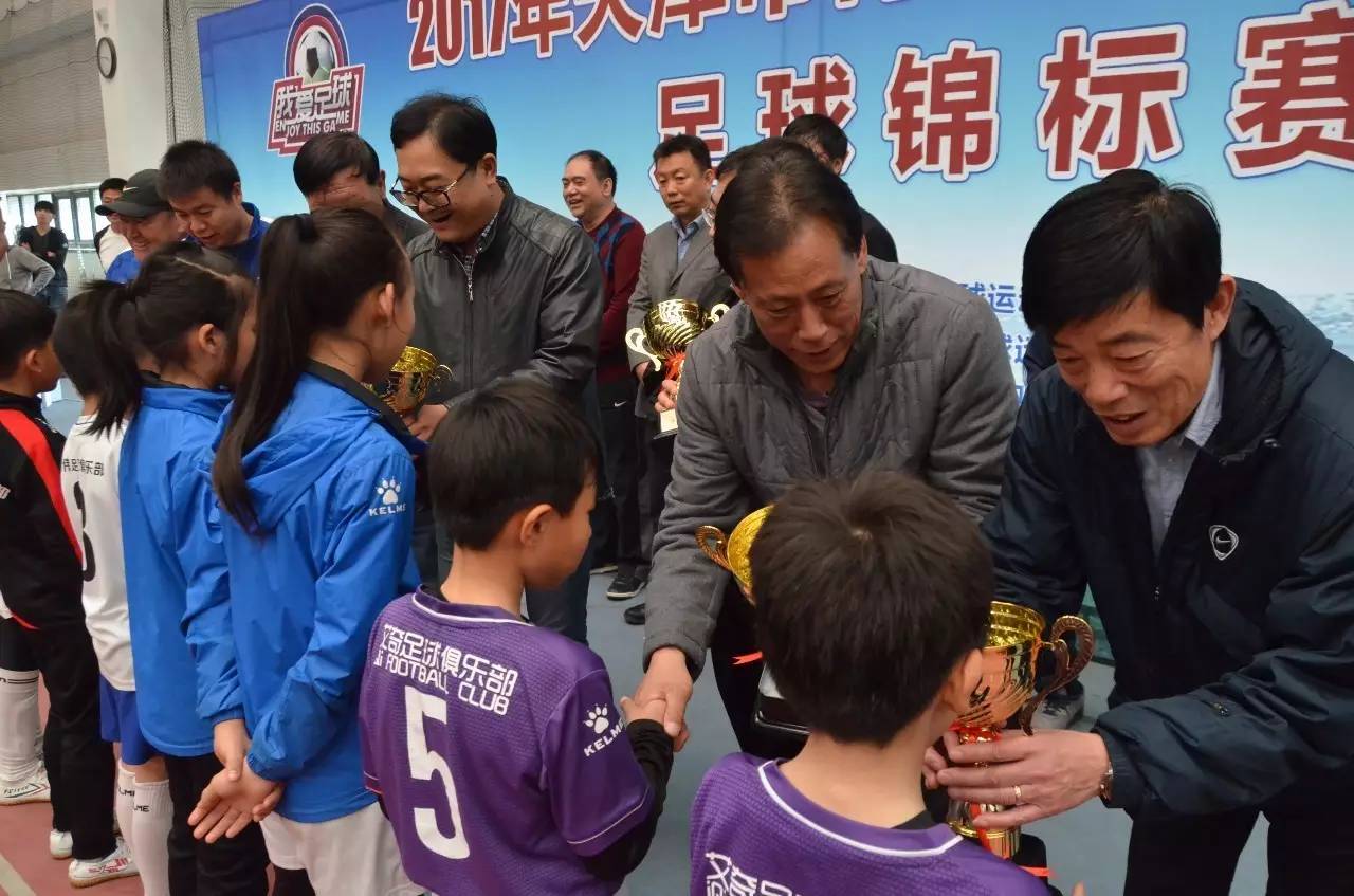 6岁孩子的足球水平能有多优秀,7岁足球神童球技远超同龄人