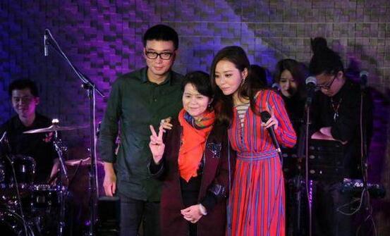 寮犻潛棰栬儗鍚庣殑鏁呬簨,寮犻潛棰栨ⅵ鎯虫垚鐪熻儗鍚庣殑鏁呬簨