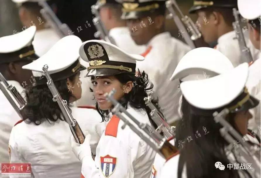 最美的服装就是军装,分享你们觉得最惊艳的衣服