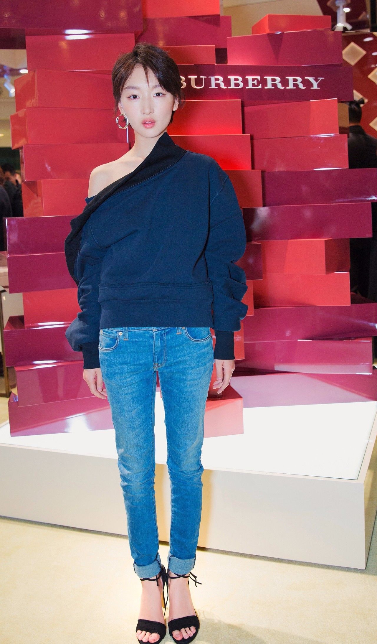 刚到Chanel咖啡店拔了草，这些品牌又搞新花样？！