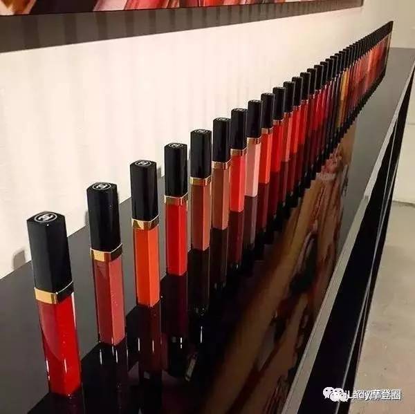 刚到Chanel咖啡店拔了草，这些品牌又搞新花样？！