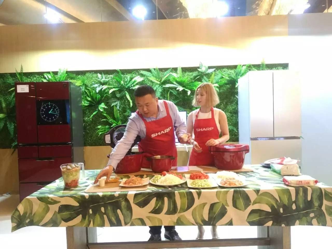 被“富士康化”的夏普发布了今春新品，奈何没闻到富士康的味道