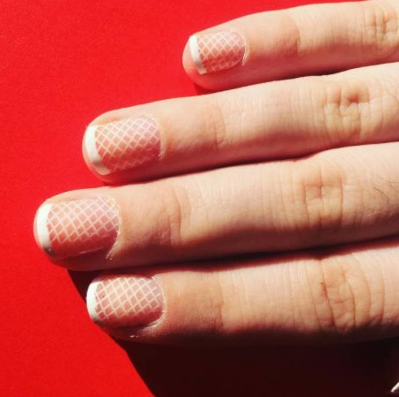 好看又好做的美甲diy教学,美甲小技巧学会在家就能做哦