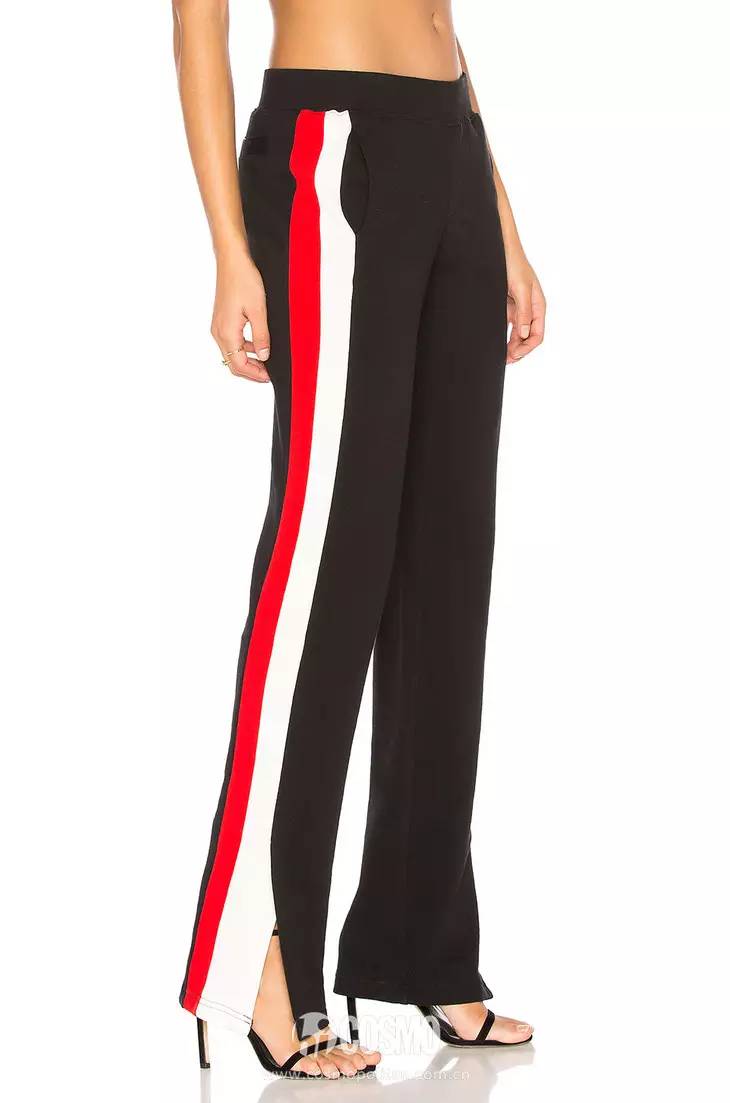 下周穿什么｜白西装+开叉裤=显瘦2kg？宋茜表示肯定