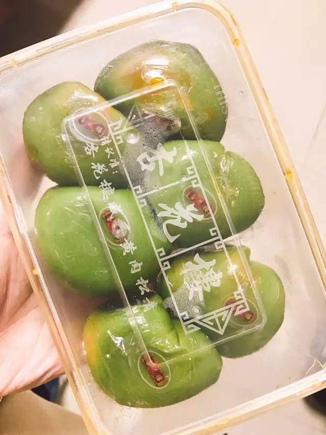 最好吃的蛋黄肉松青团,上海最好吃的蛋黄青团