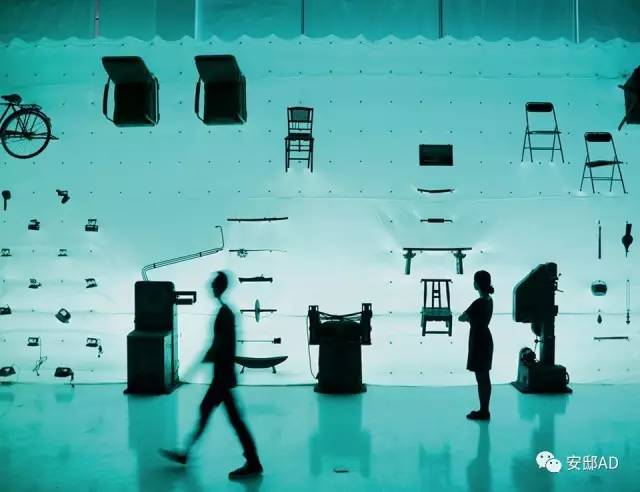 你家有板凳吗？一块板、四条腿，在他手里72变！