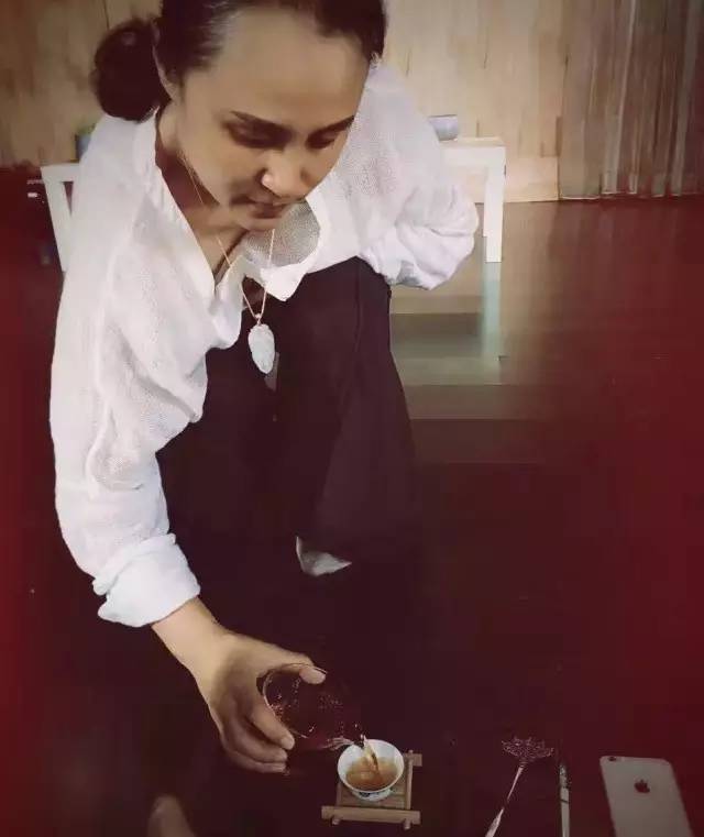 静修生活系列专访——禅意老师的“茶人生活”