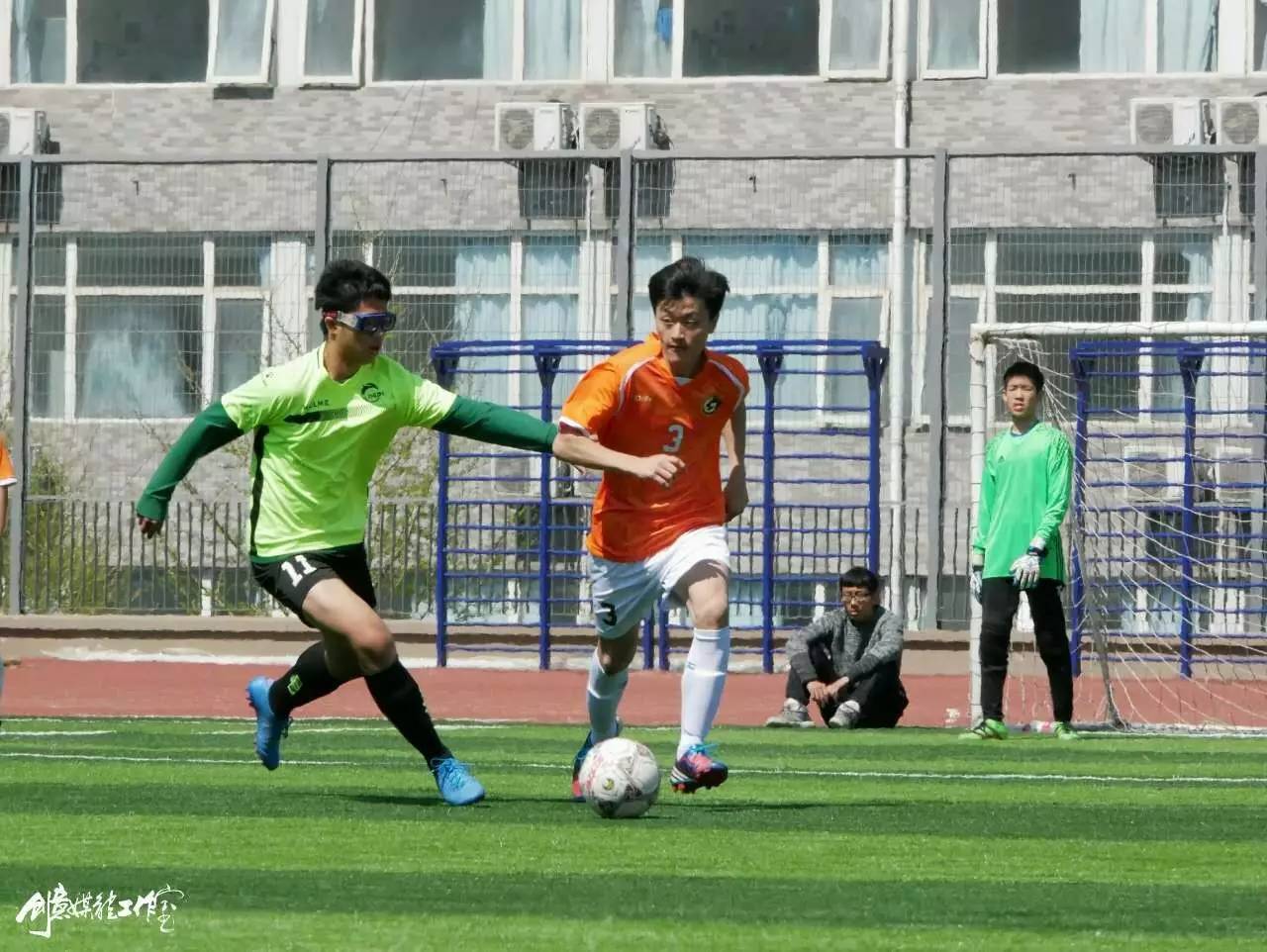 格物男足1:0致知男足，张天傲制胜球