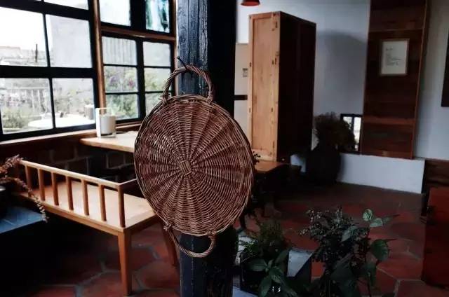 这座藏在旧城区菜市场里的“百货”，装满了老厦门的味道！