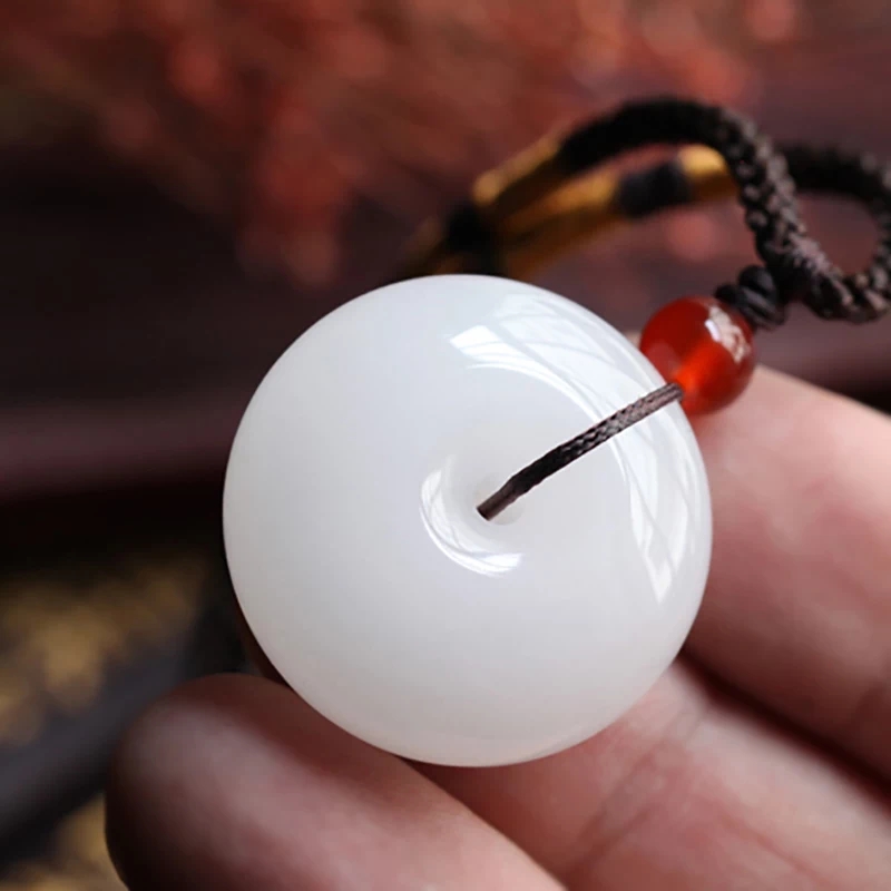 和田玉市场恶性循环,近来经济不景气和田玉销量走低